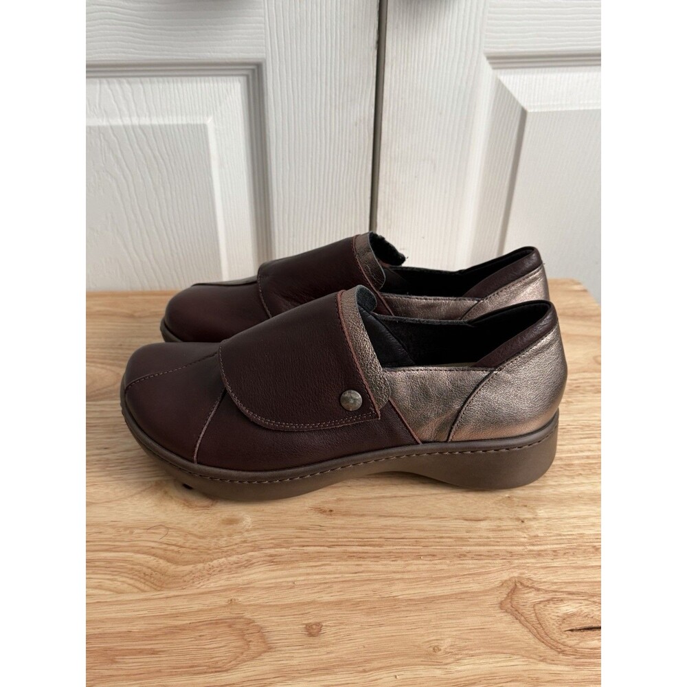 NAOT Lagoon Size 7 Brown Leather Shoes Womens EU 38 Clogs